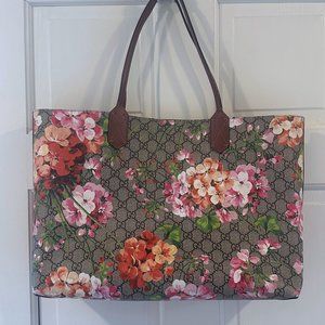 Gucci GG Pink Blooms Supreme Canvas Reversable Tote